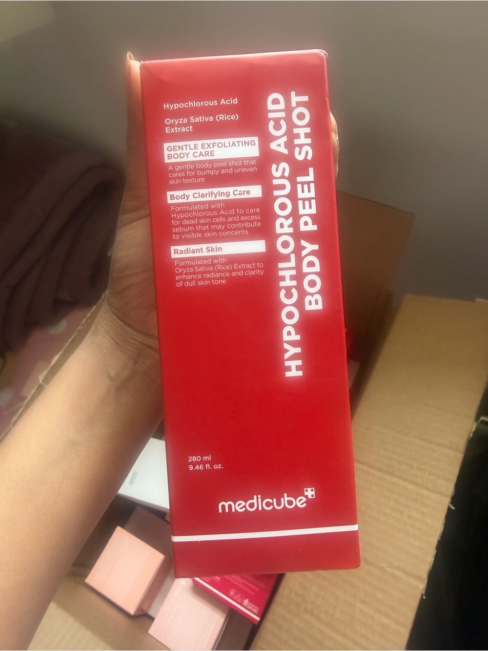 Medicube Hypochlorous Acid Body Peel Shot - Red